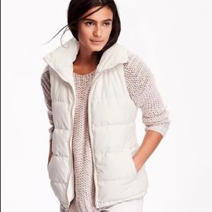 Old Navy Puffer vest